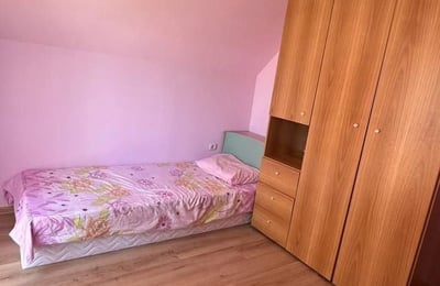 Vermietung eines gemütlichen und geräumigen Apartments, 120 m², Varna, Bulgarien